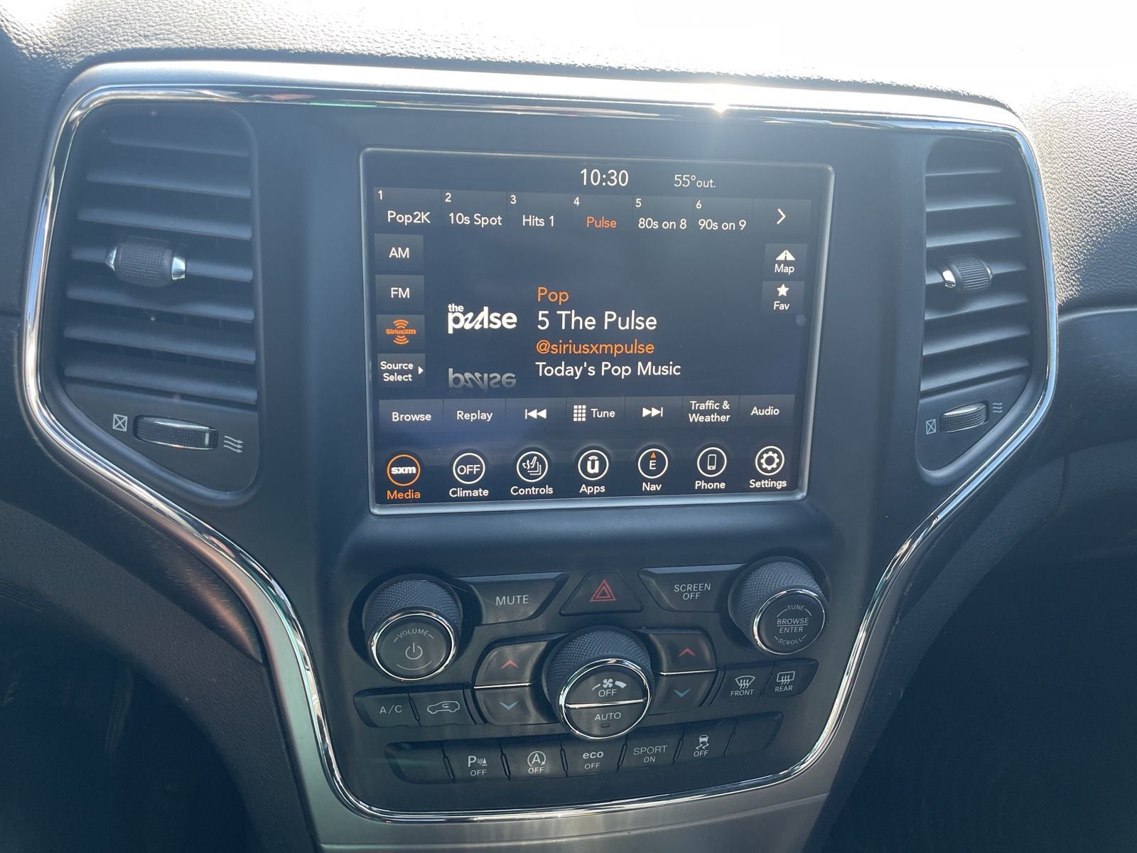 2018 Jeep Grand Cherokee Altitude 4WD