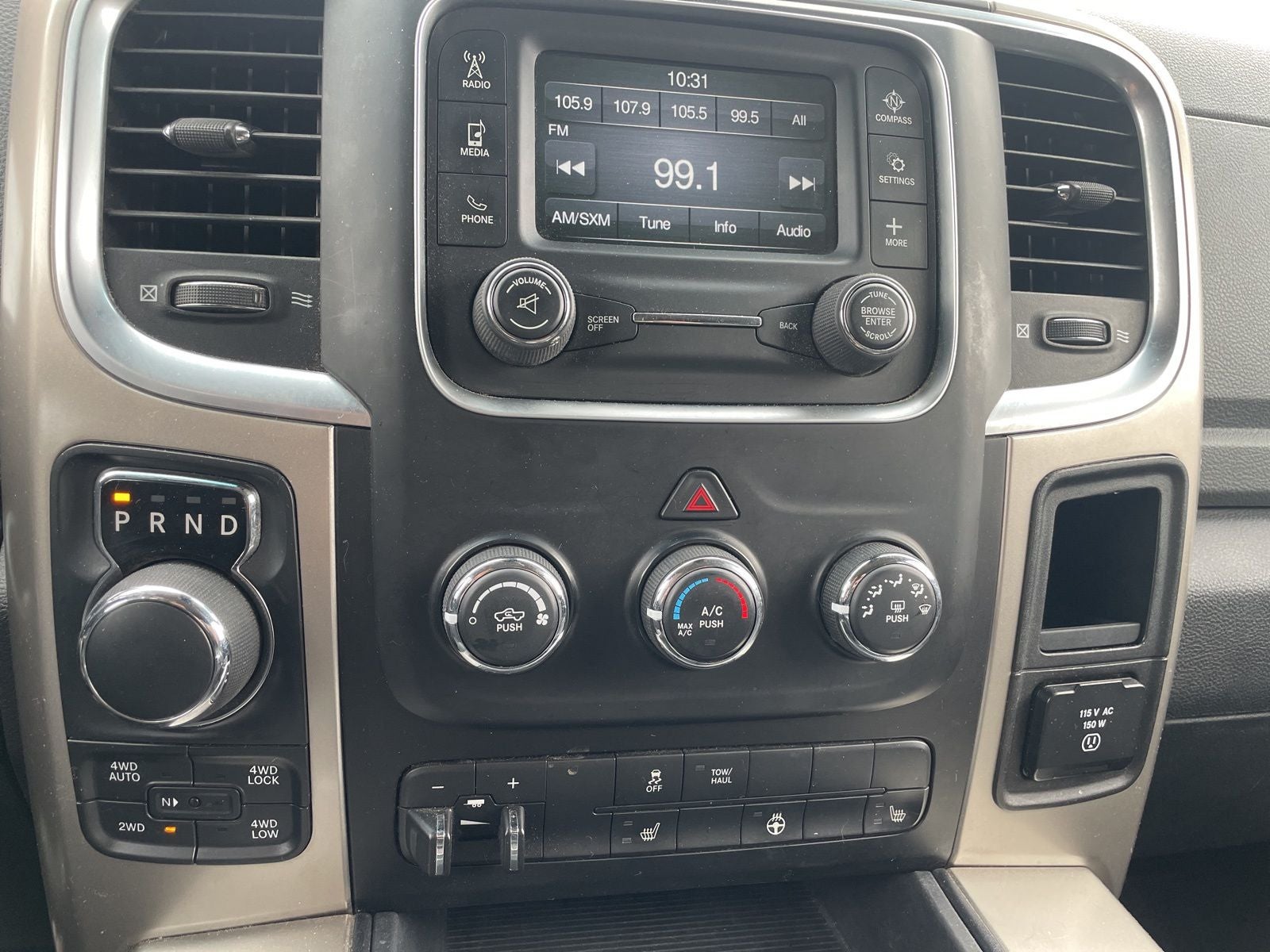 2015 RAM 1500 Big Horn 4WD