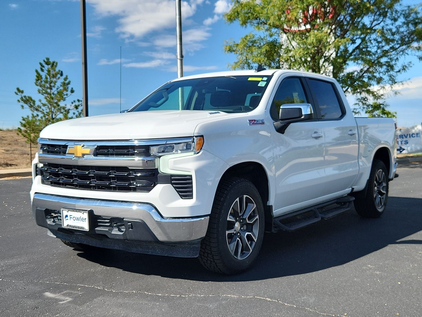 2024 Chevrolet Silverado 1500 LT LT1