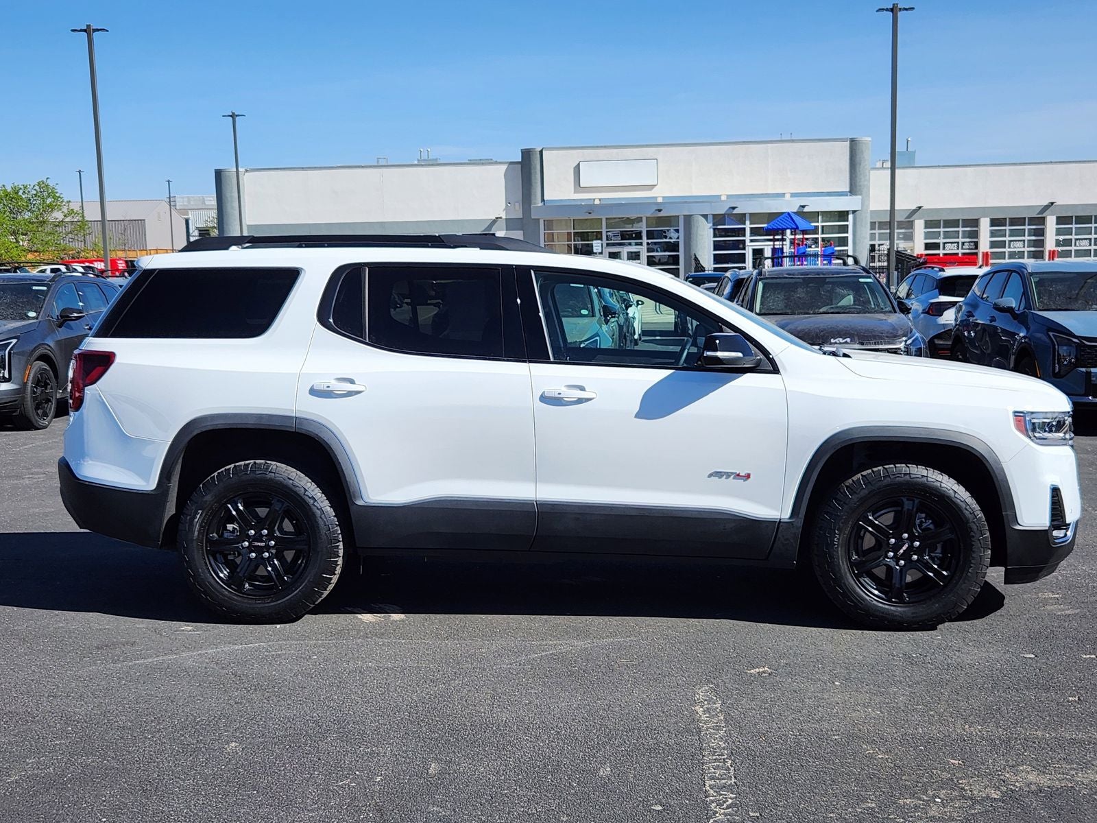 2023 GMC Acadia AT4 AWD