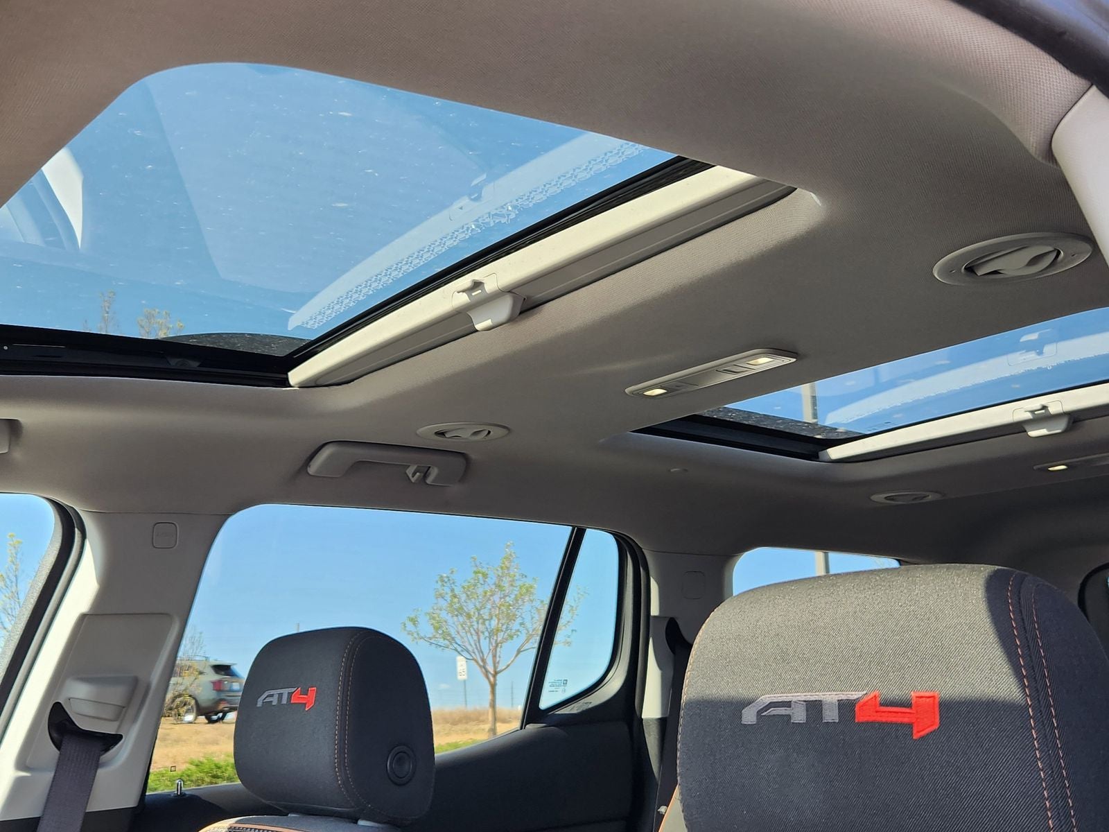 2023 GMC Acadia AT4 AWD