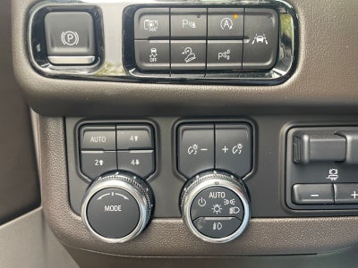 2025 GMC Yukon XL Elevation 4WD