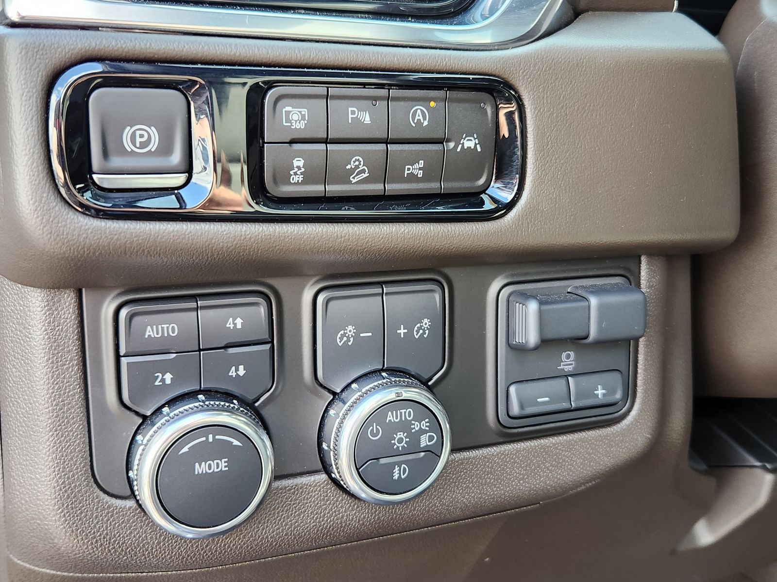 2025 GMC Yukon XL Elevation 4WD