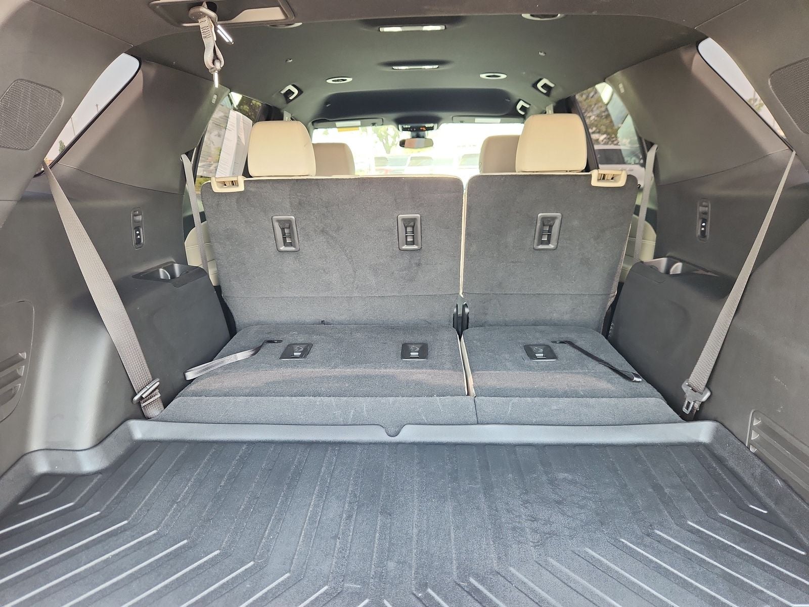 2022 Chevrolet Traverse LS w/1FL