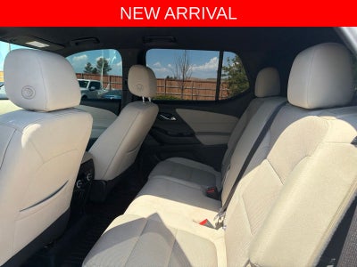 2022 Chevrolet Traverse LS w/1FL