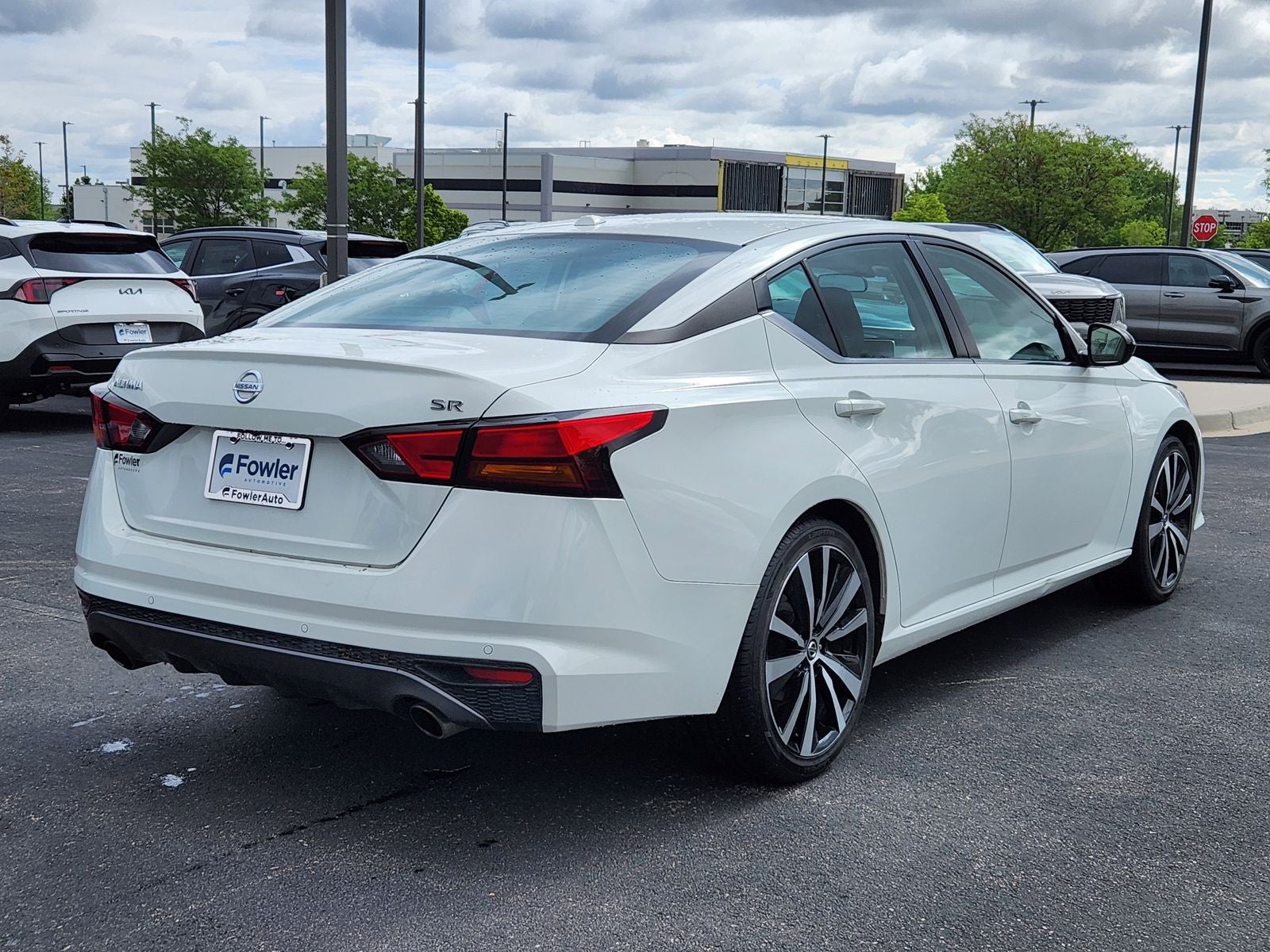 2022 Nissan Altima 2.5 SR