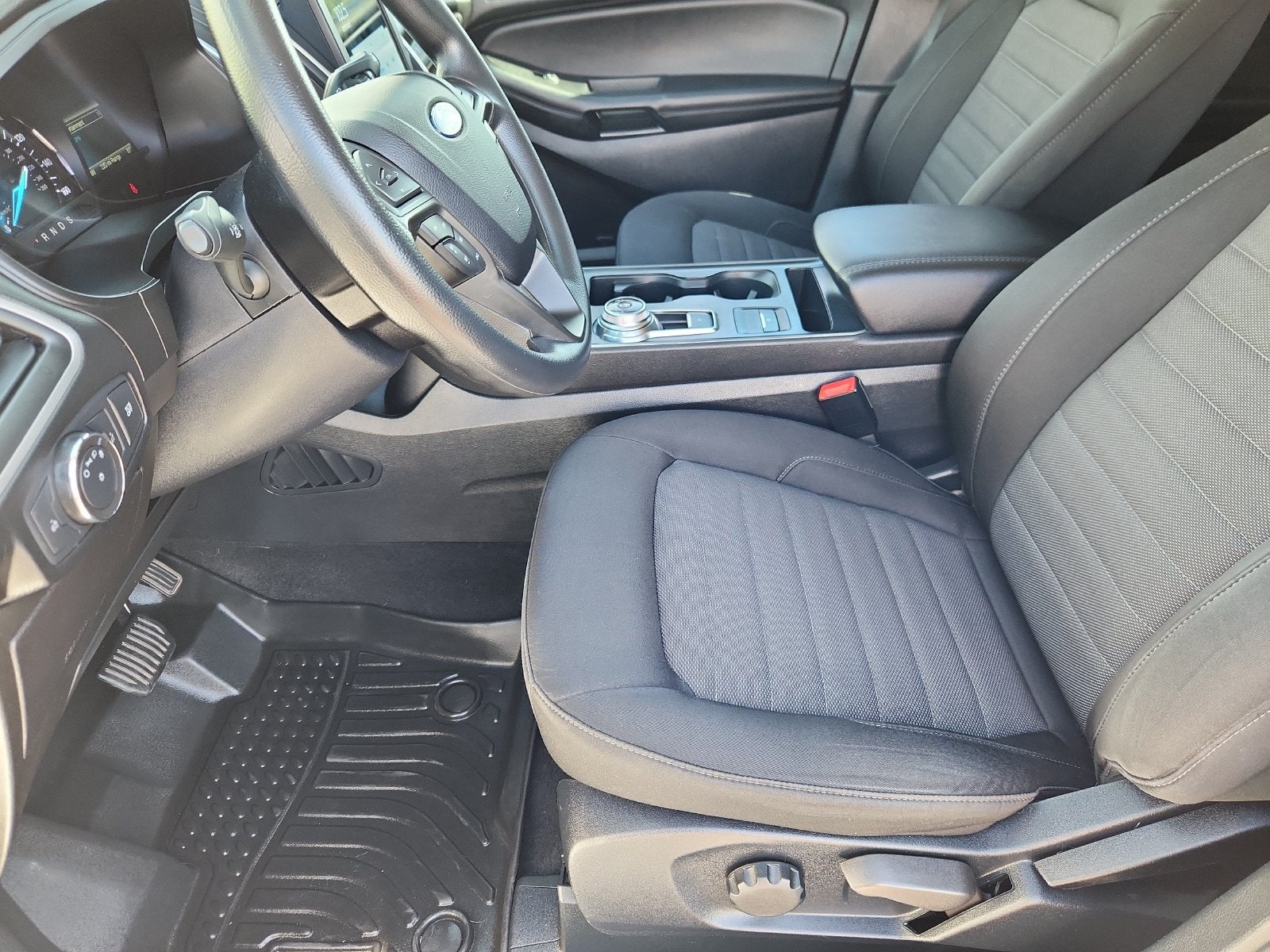 2022 Ford Edge SE AWD