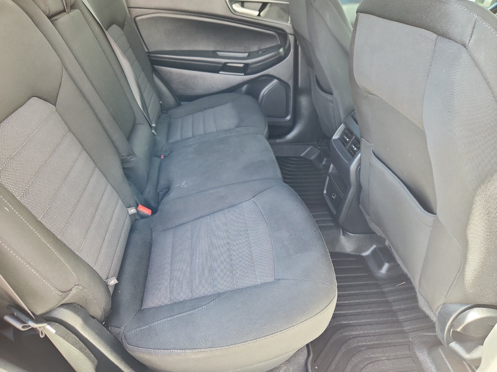 2022 Ford Edge SE AWD