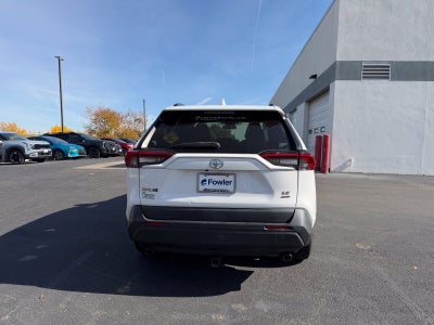 2021 Toyota RAV4 LE AWD