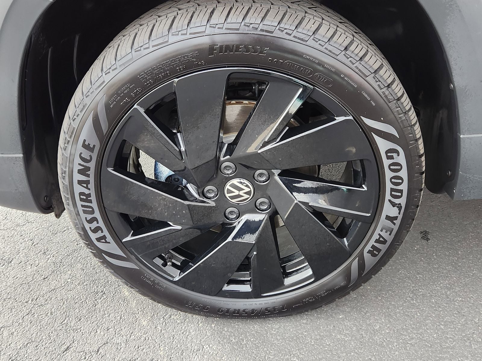 2024 Volkswagen Taos 1.5T SEL AWD