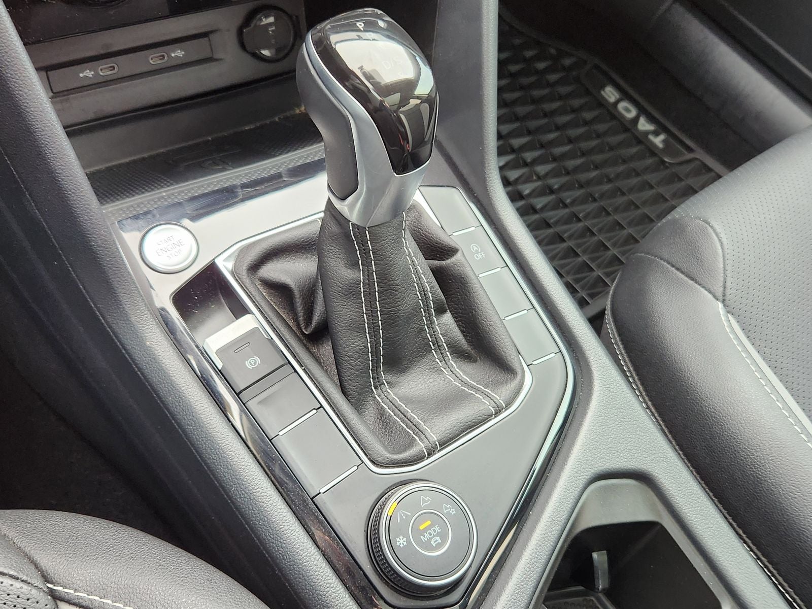 2024 Volkswagen Taos 1.5T SEL AWD