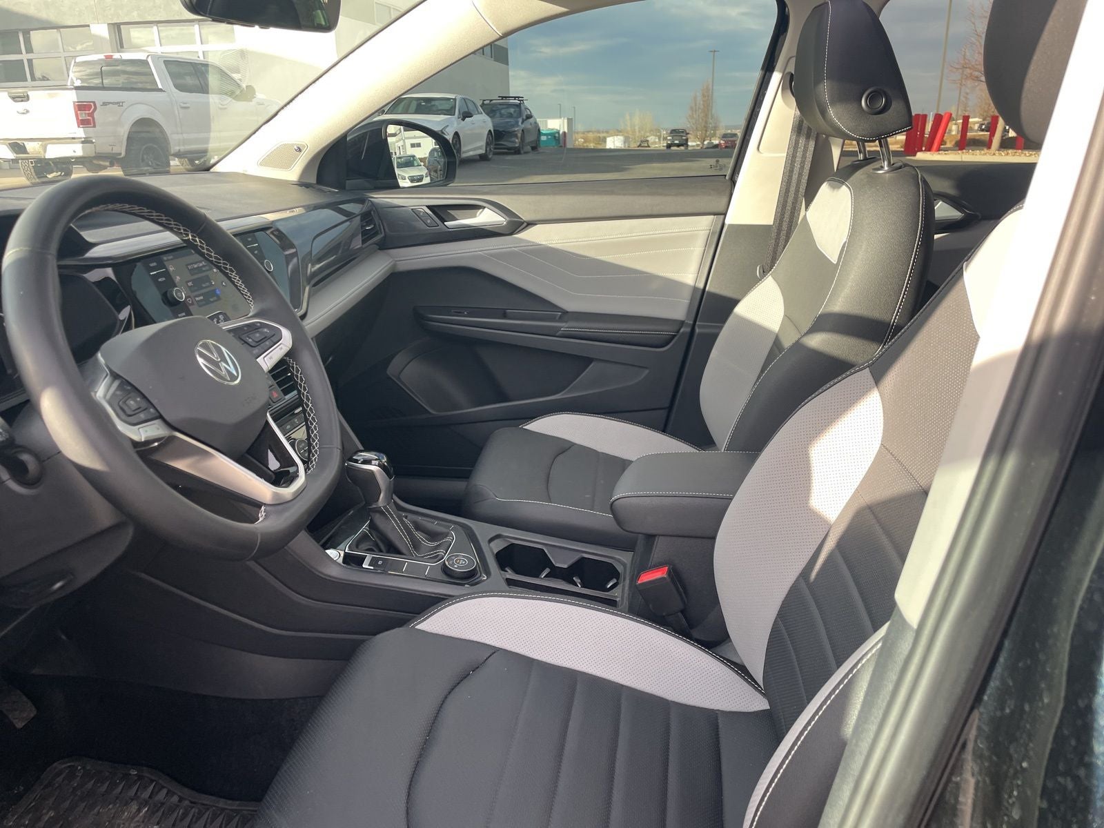 2024 Volkswagen Taos 1.5T SEL AWD