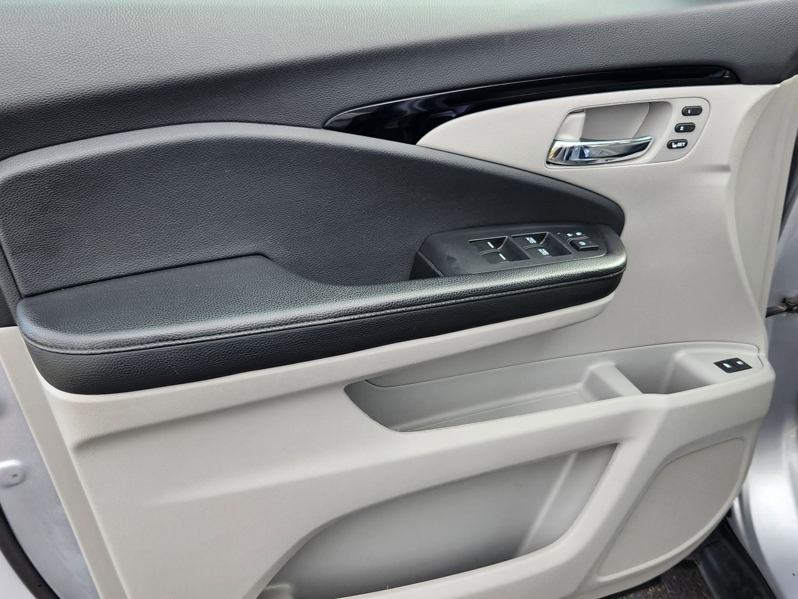 2019 Honda Pilot Touring 7 Passenger