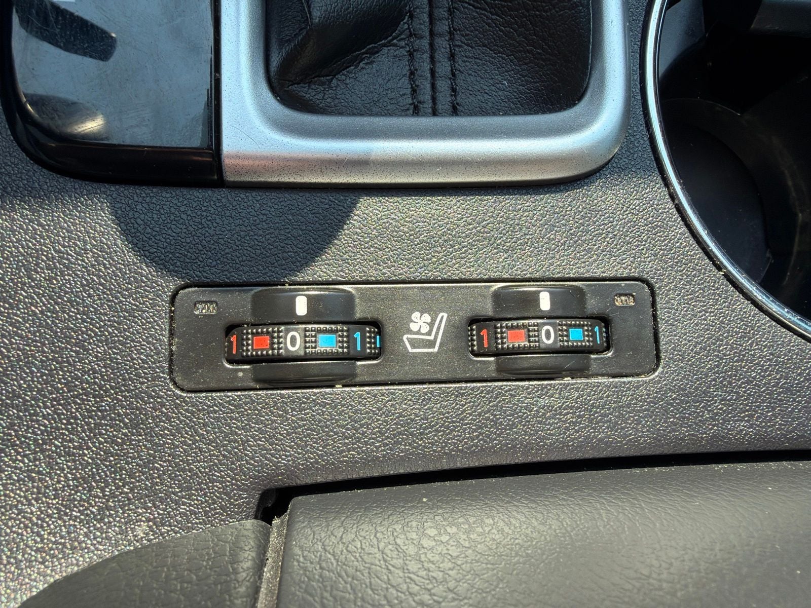 2019 Toyota Highlander Hybrid Limited Platinum AWD