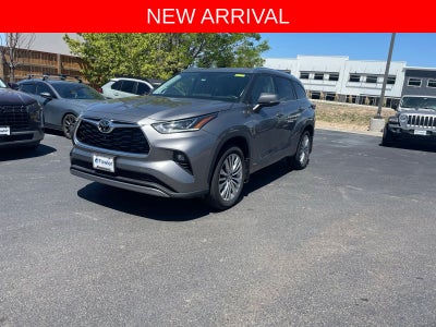 2025 Toyota Highlander Hybrid Platinum AWD