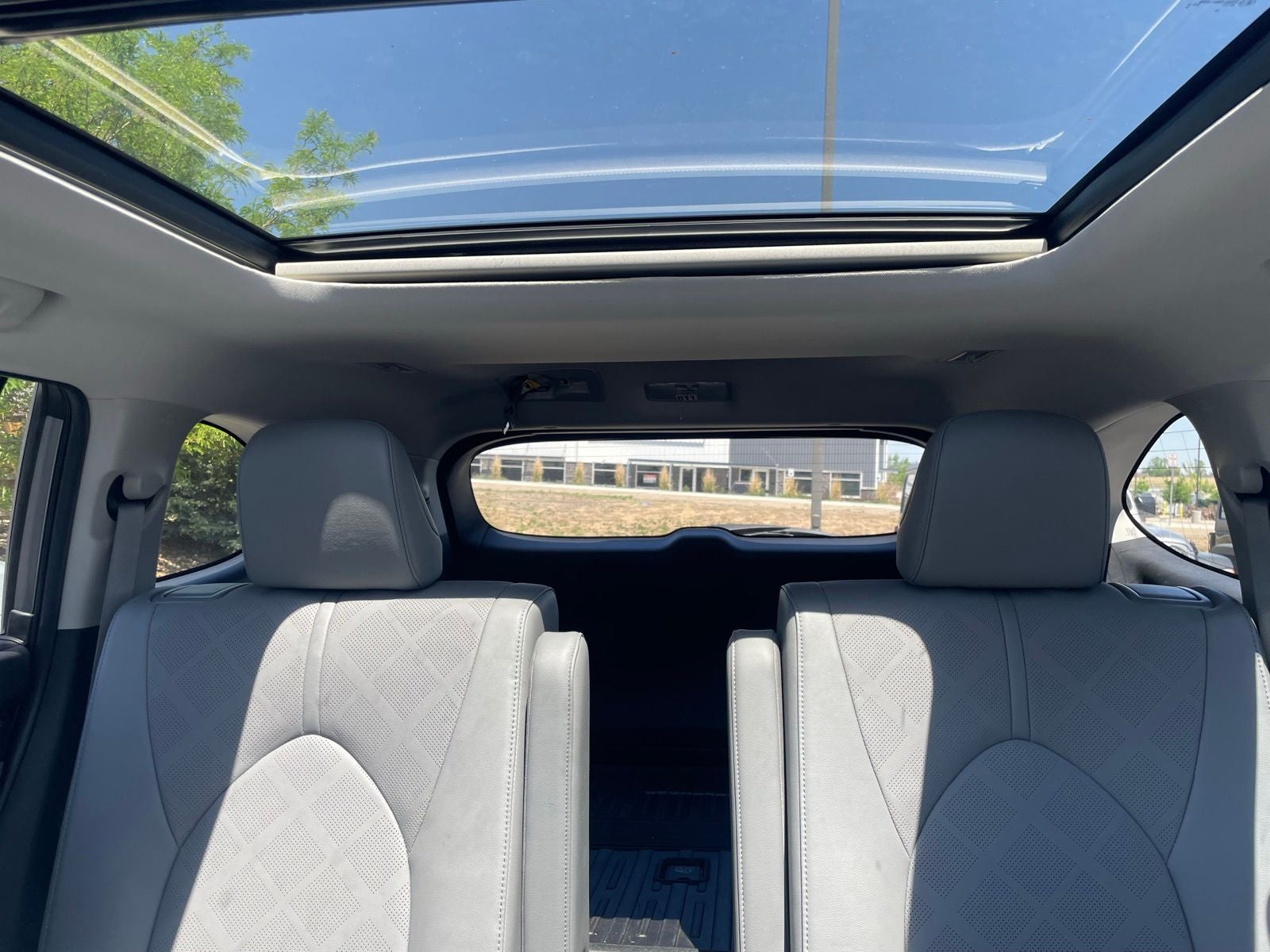 2025 Toyota Highlander Hybrid Platinum AWD