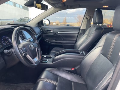 2017 Toyota Highlander SE AWDD