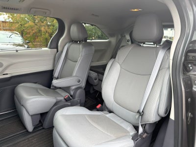 2021 Toyota Sienna FWD 7 Passenger