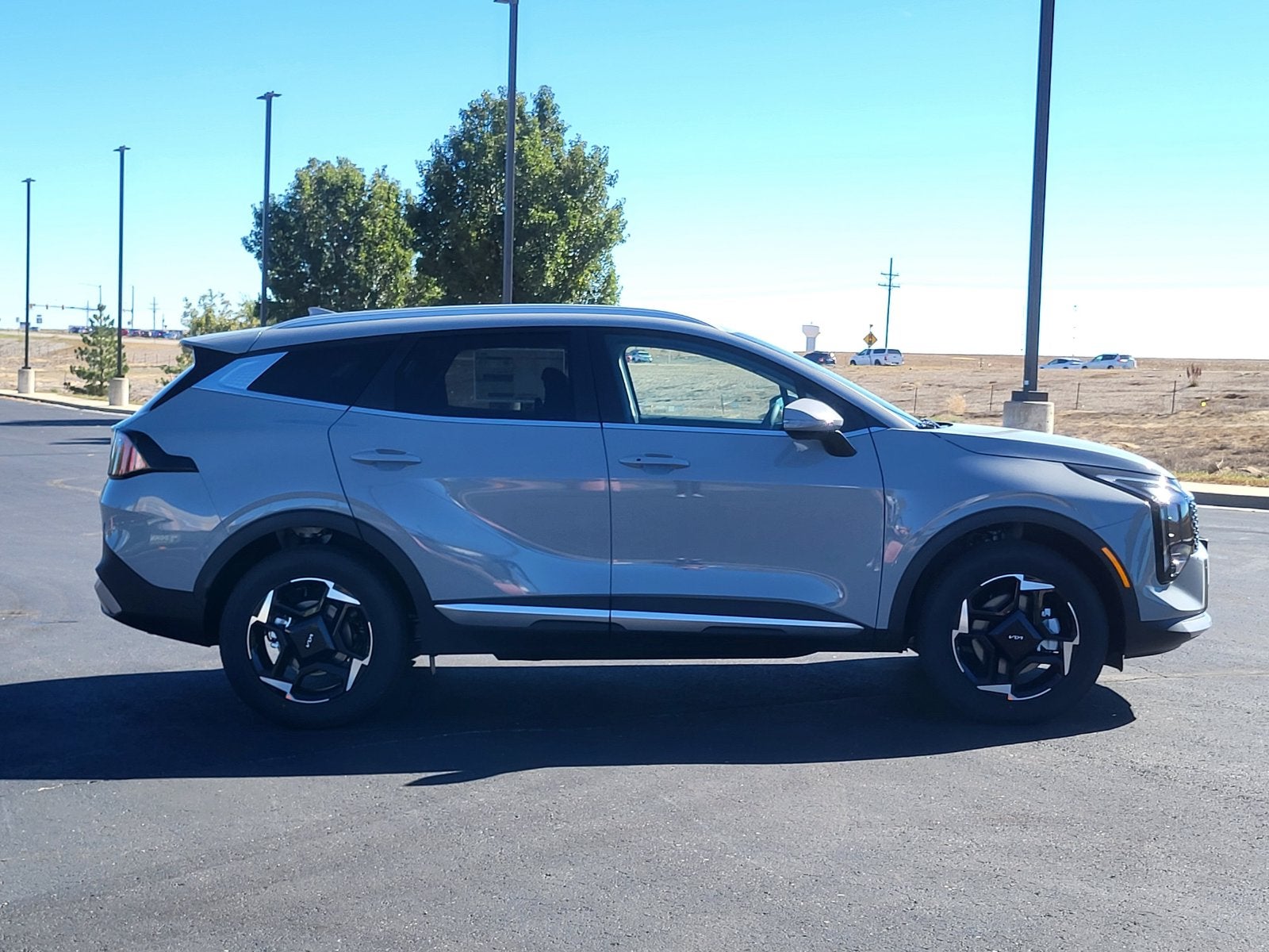 2027 Kia Sportage EX