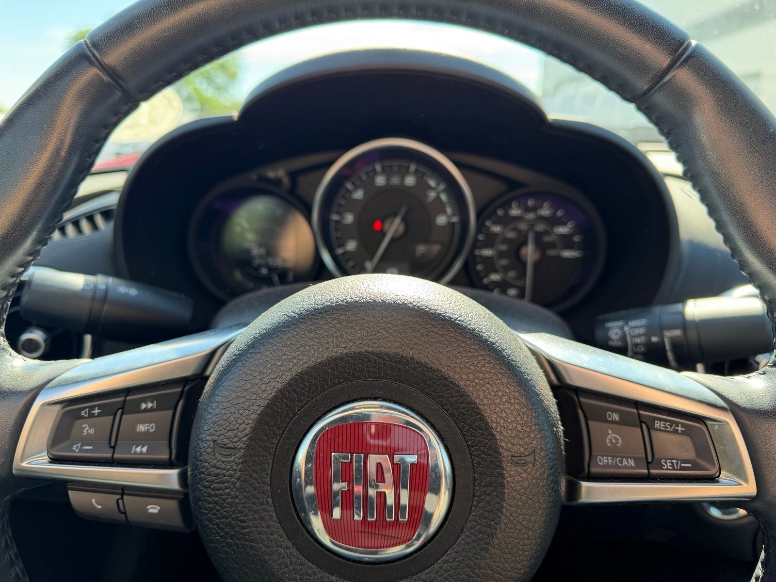 2017 FIAT 124 Spider Classica