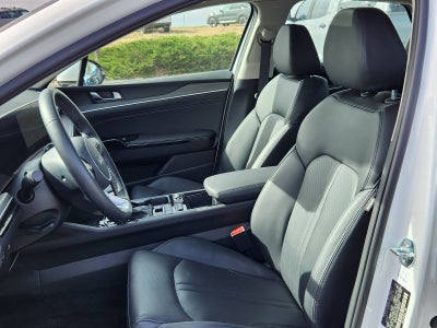 2025 Kia K5 EX