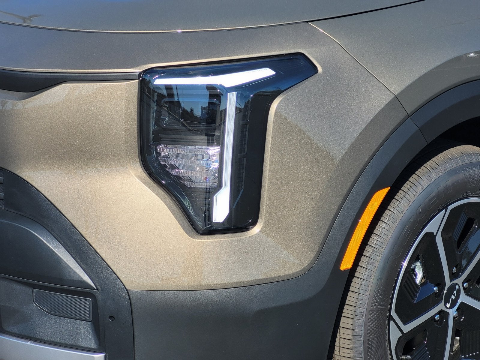 2027 Kia Niro LX