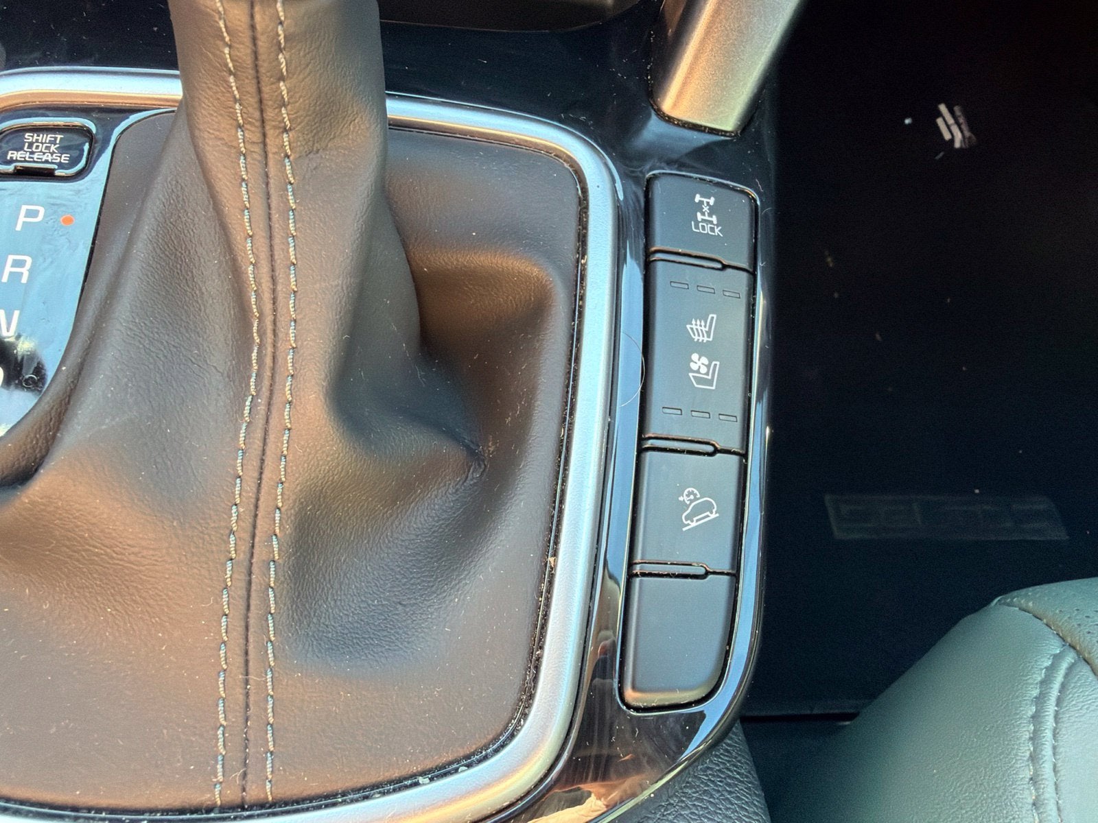 2024 Kia Seltos SX AWD