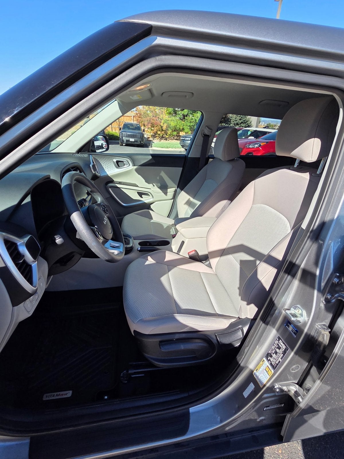 2022 Kia Soul LX FWD
