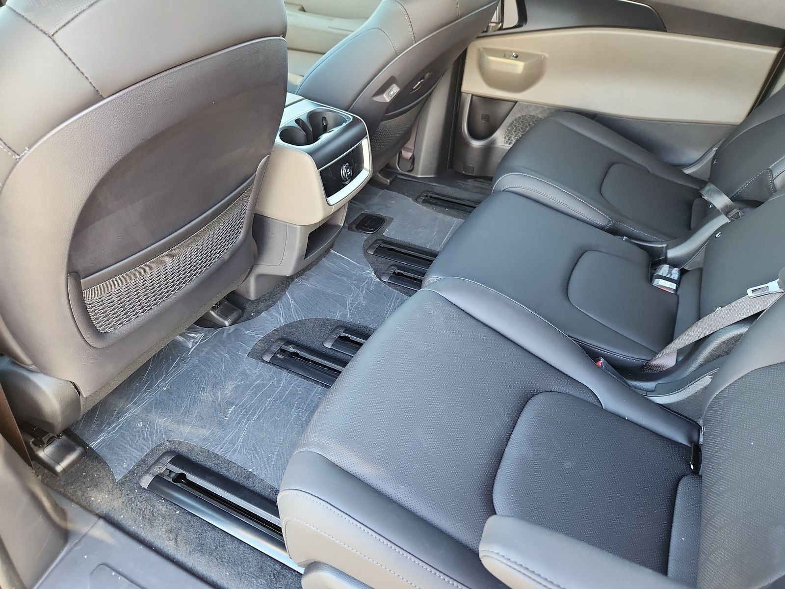 2027 Kia Carnival LXS