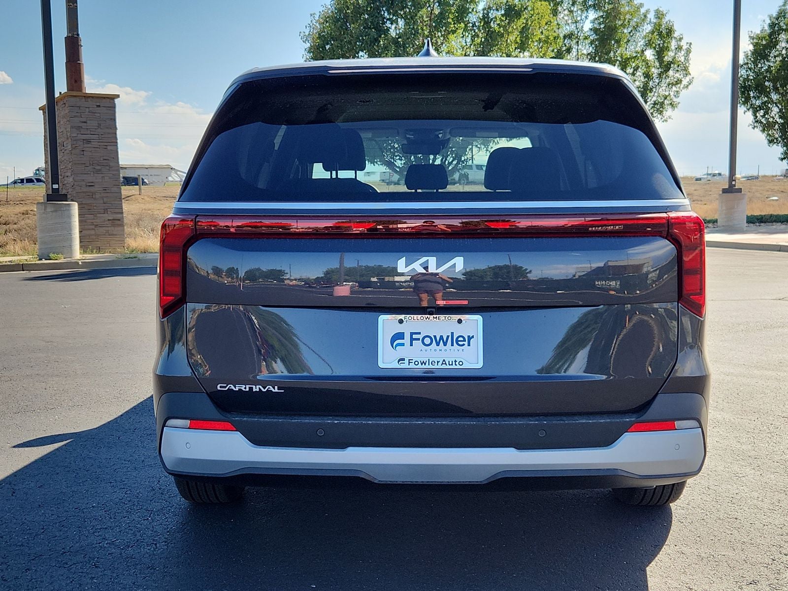 2027 Kia Carnival LXS