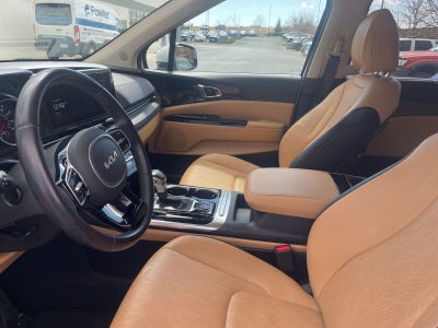 2024 Kia Carnival EX