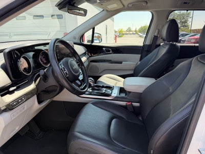 2023 Kia Carnival EX
