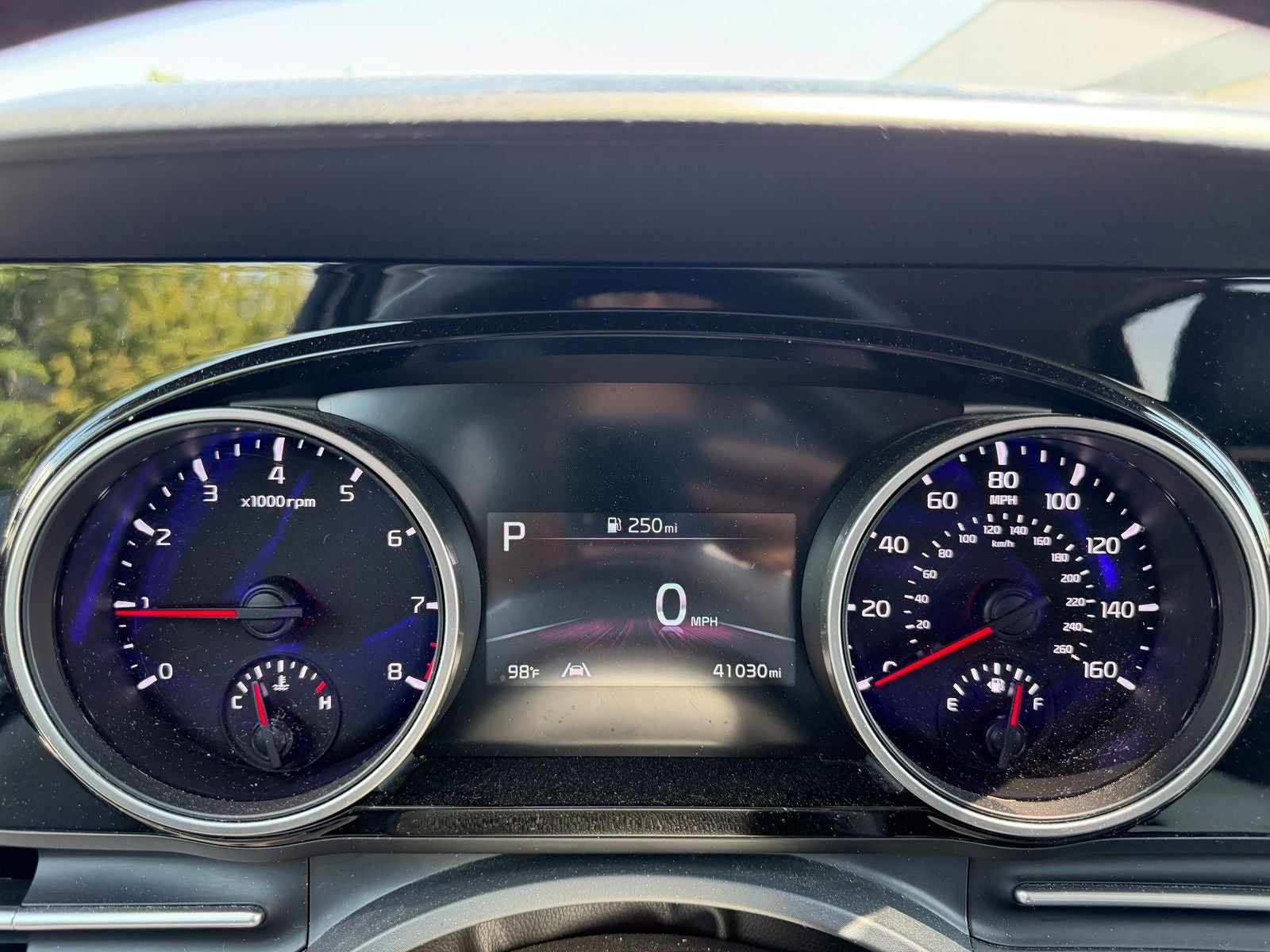 2023 Kia Carnival EX