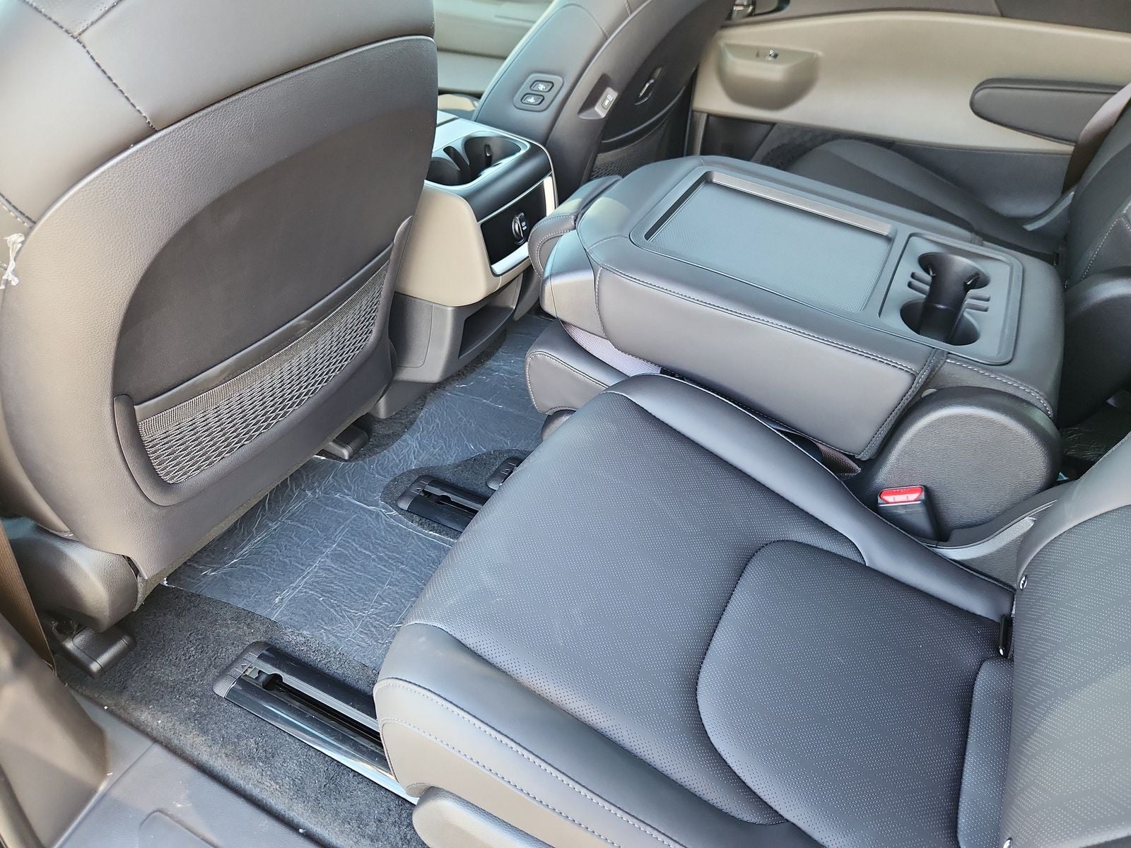 2027 Kia Carnival EX