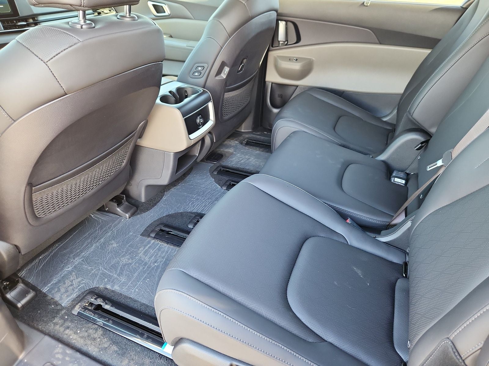 2027 Kia Carnival EX