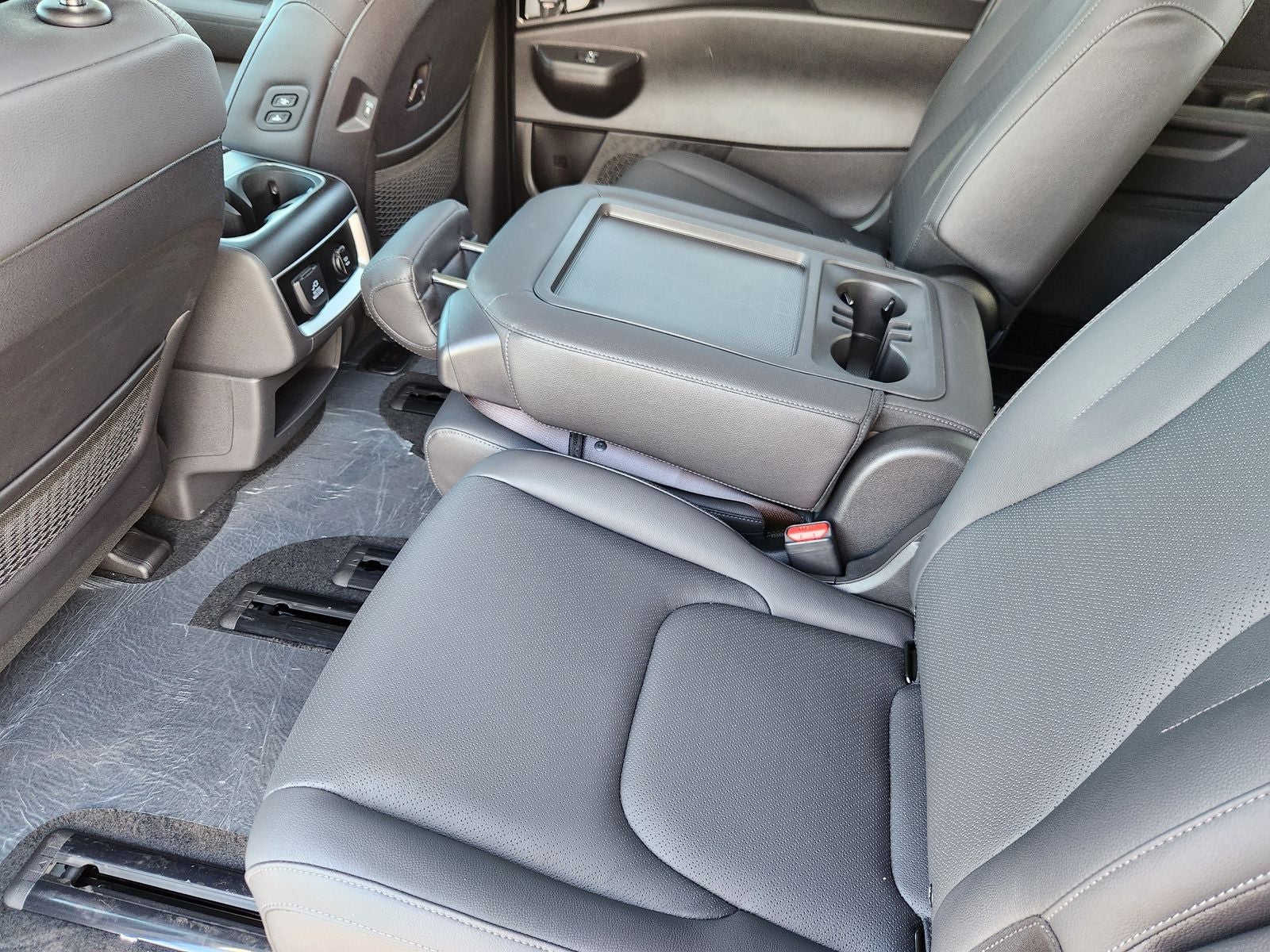 2027 Kia Carnival SX Prestige