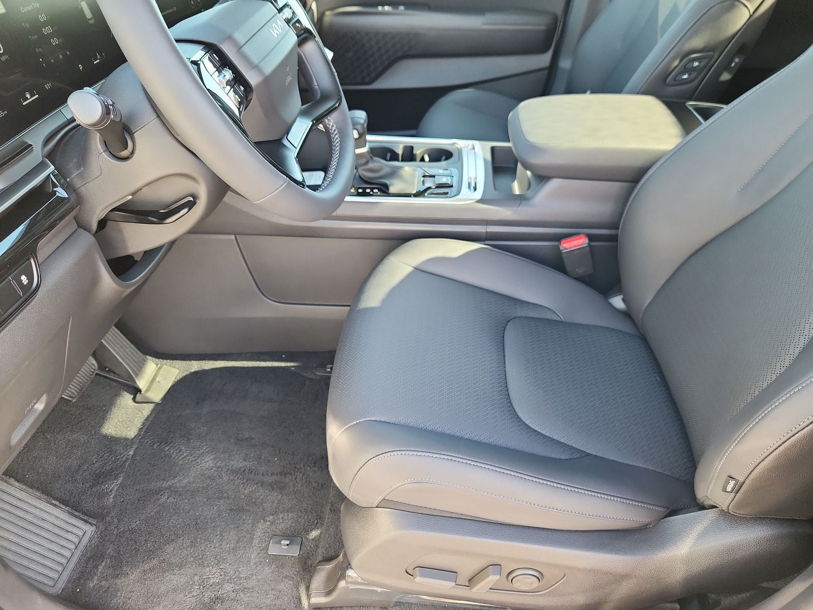2027 Kia Carnival SX Prestige