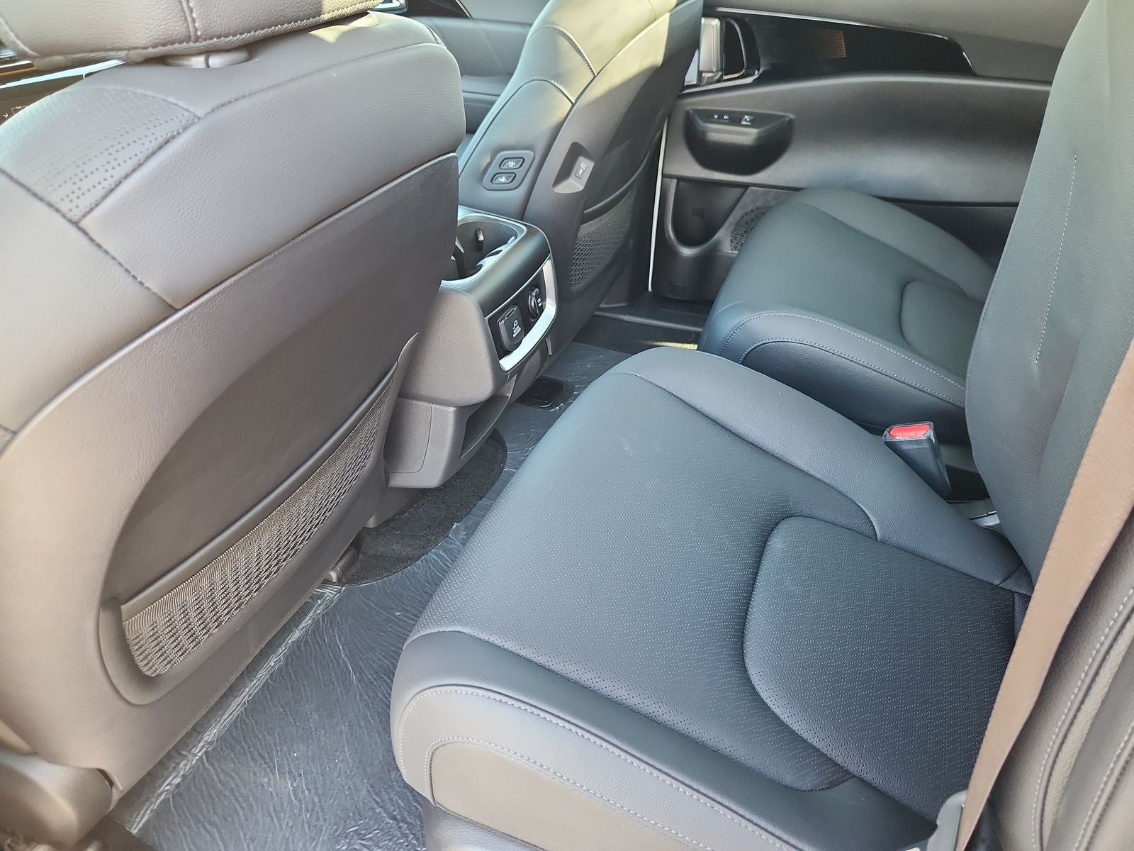 2027 Kia Carnival SX Prestige
