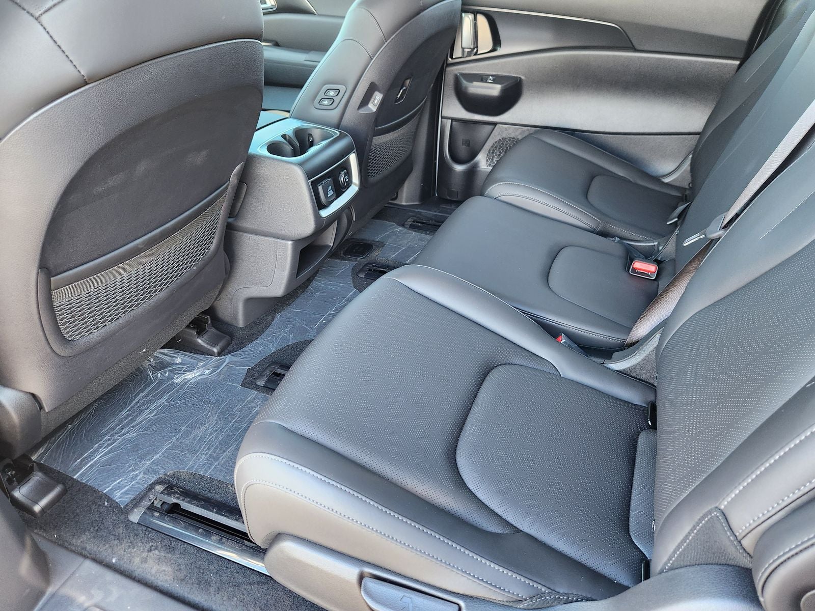 2027 Kia Carnival SX
