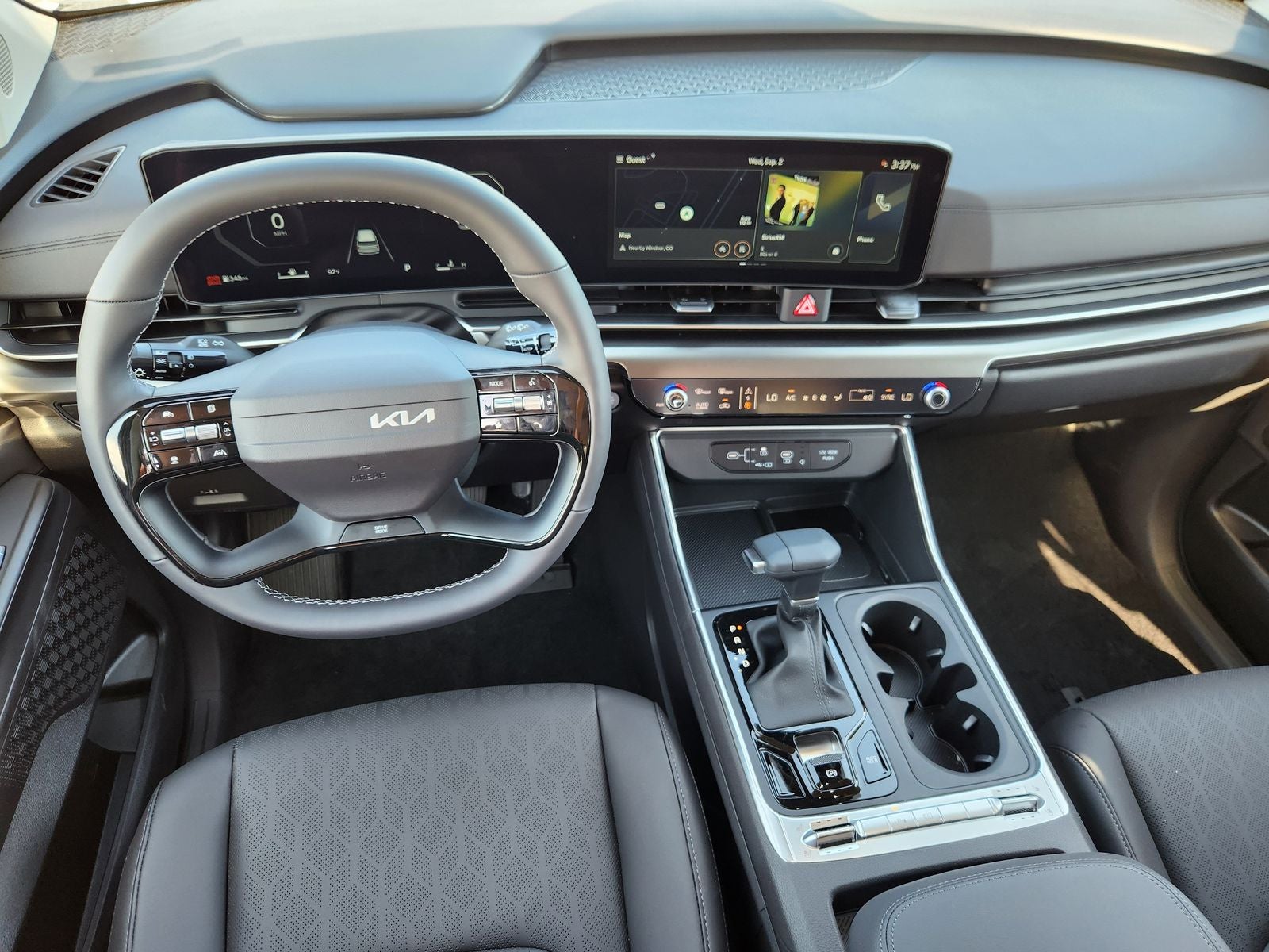 2027 Kia Carnival SX