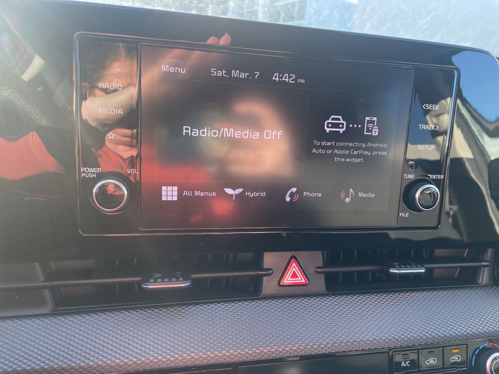 2023 Kia Sportage Hybrid LX AWD