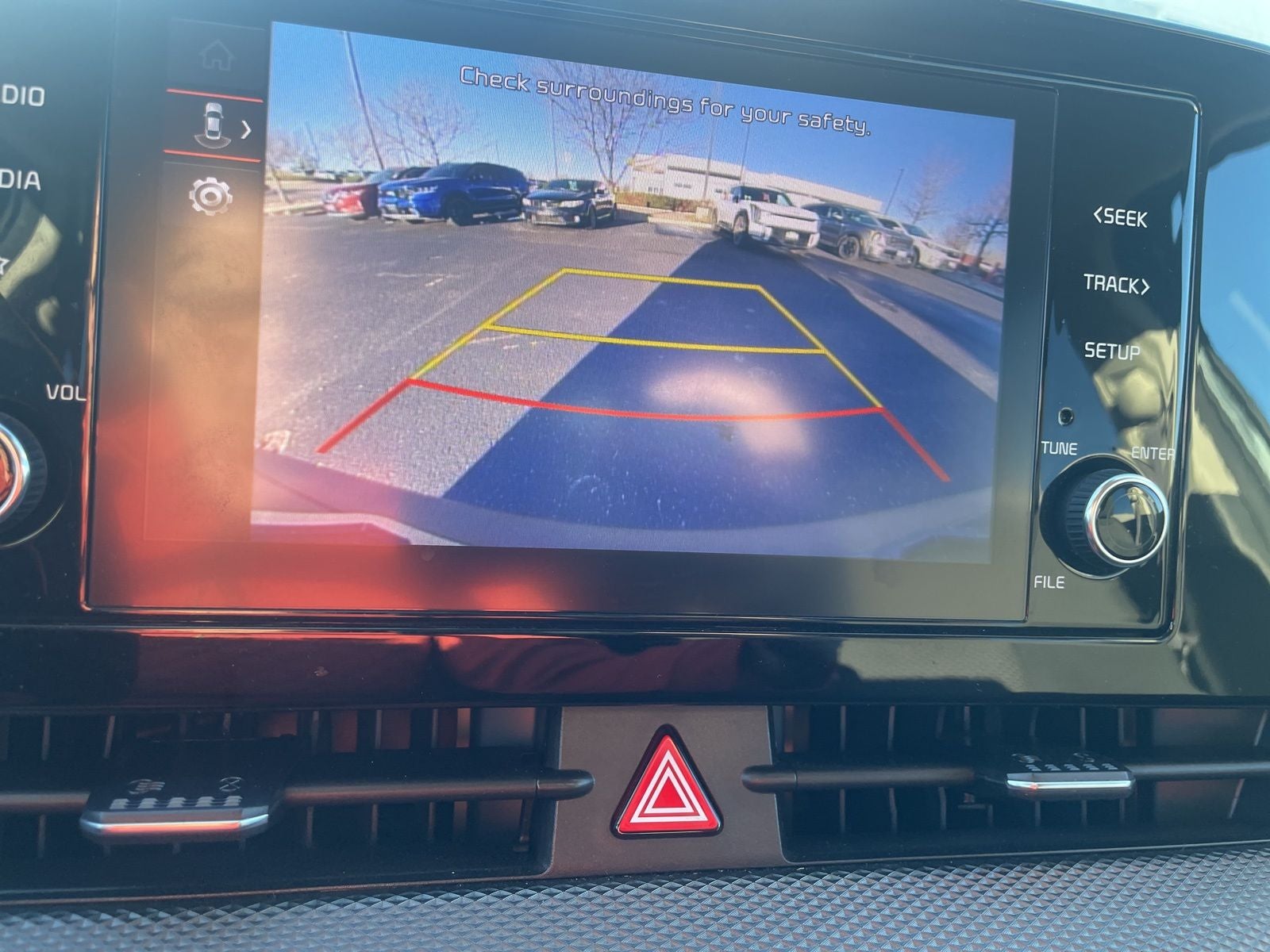 2023 Kia Sportage Hybrid LX AWD