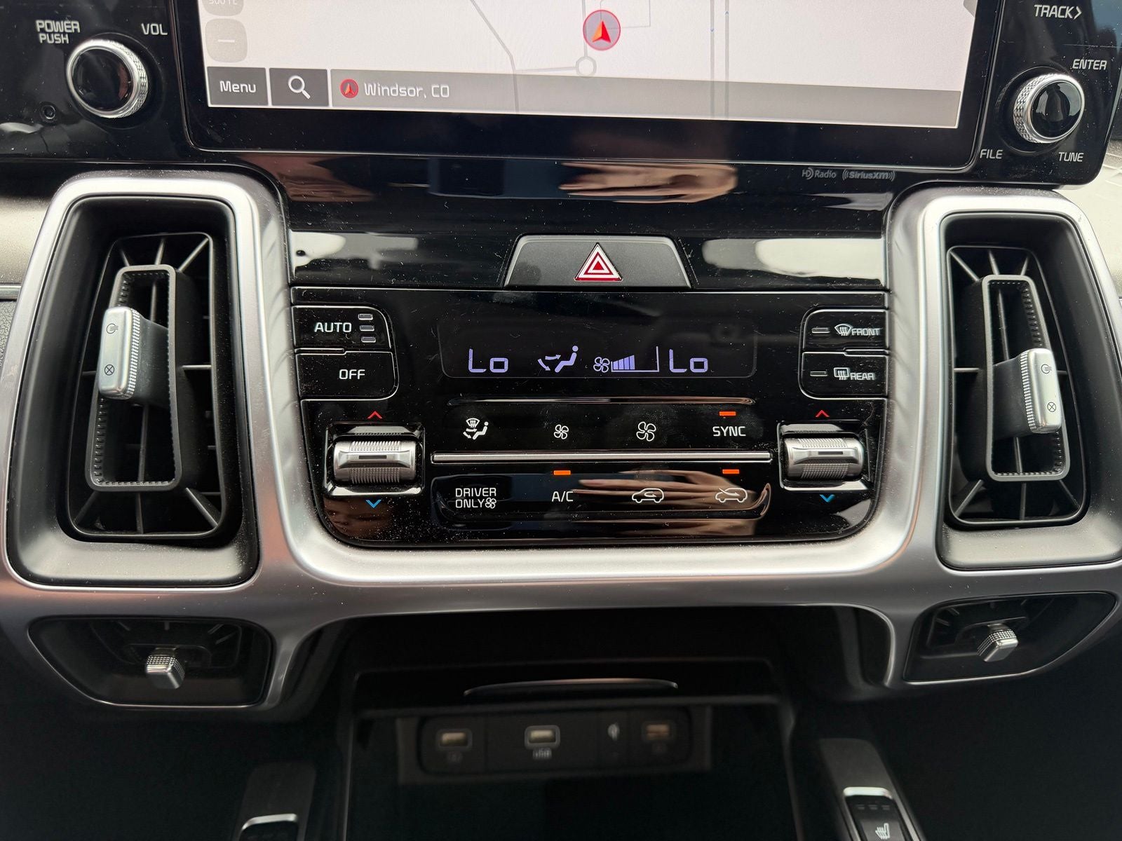 2023 Kia Sorento Hybrid EX AWD