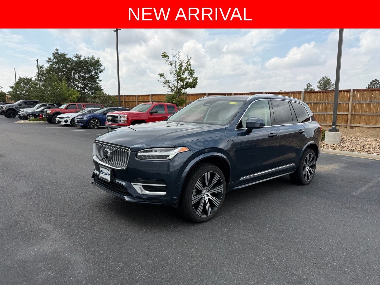 2023 Volvo XC90 Recharge Plug-In Hybrid Ultimate AWD