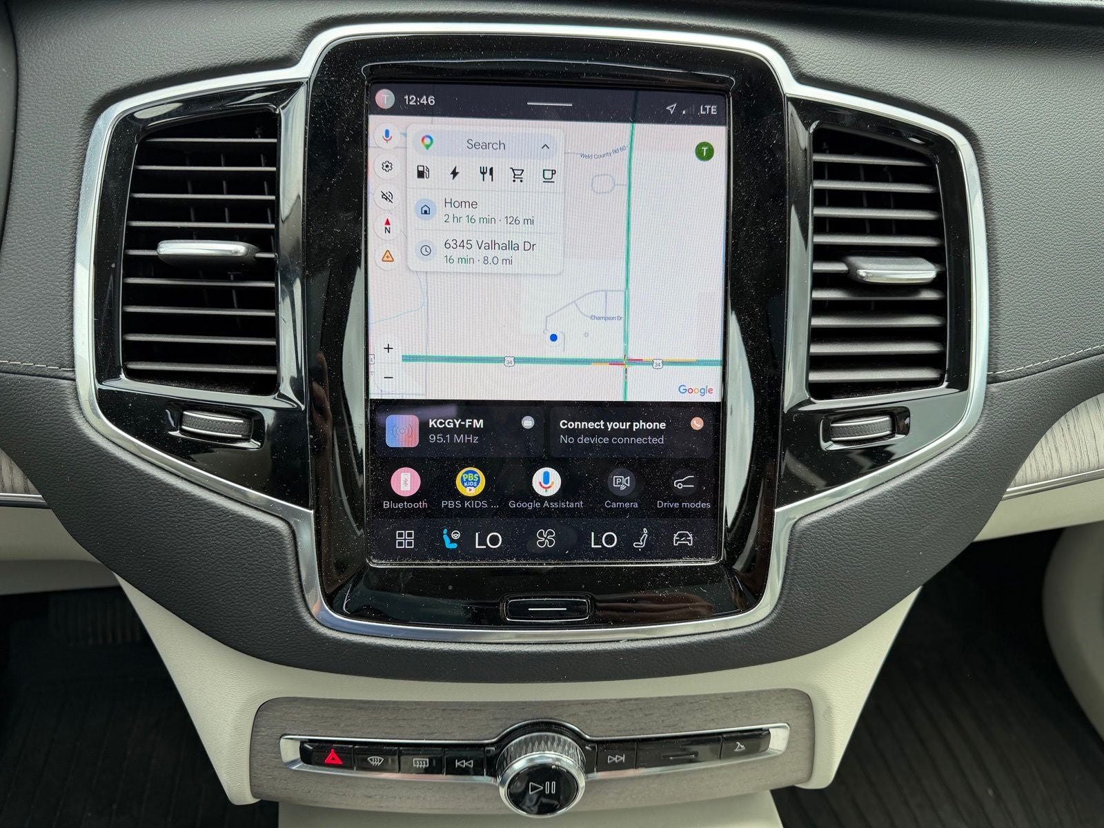 2023 Volvo XC90 Recharge Plug-In Hybrid Ultimate AWD