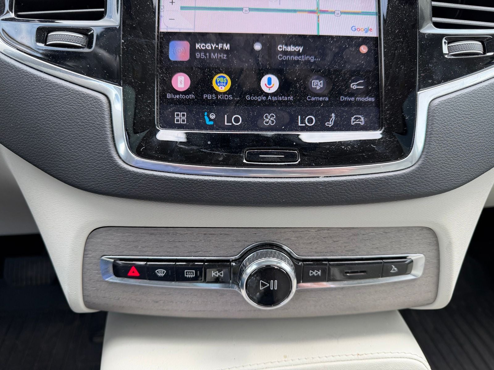 2023 Volvo XC90 Recharge Plug-In Hybrid Ultimate AWD