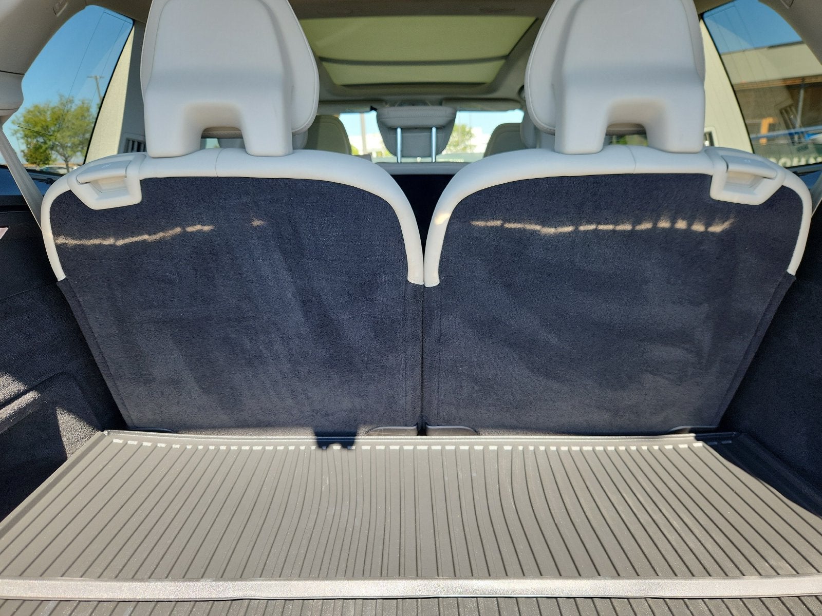 2023 Volvo XC90 Recharge Plug-In Hybrid Ultimate AWD