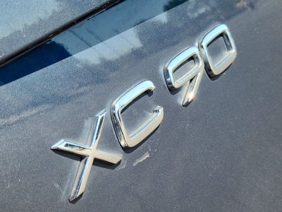 2023 Volvo XC90 Recharge Plug-In Hybrid Ultimate AWD