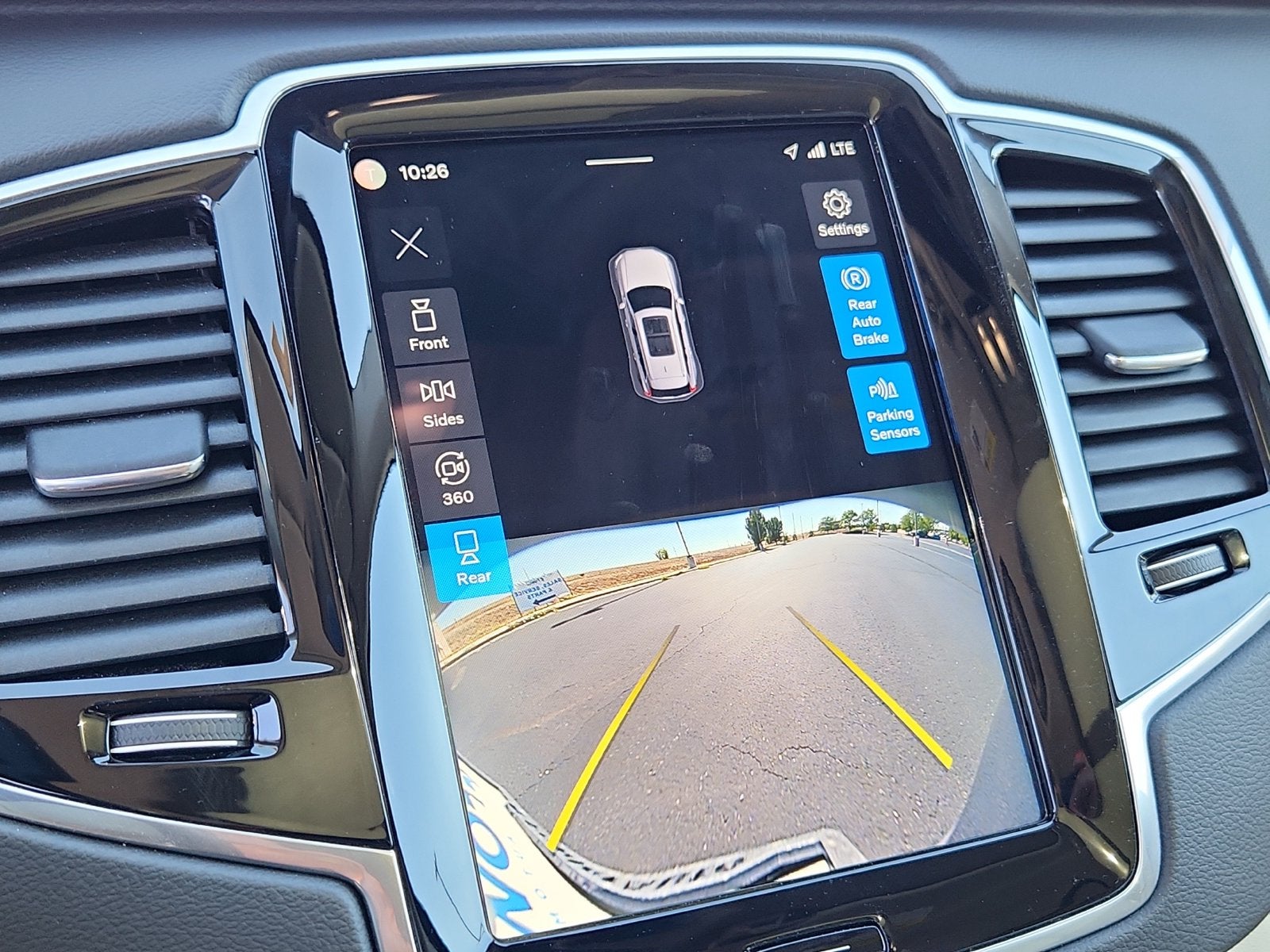2023 Volvo XC90 Recharge Plug-In Hybrid Ultimate AWD