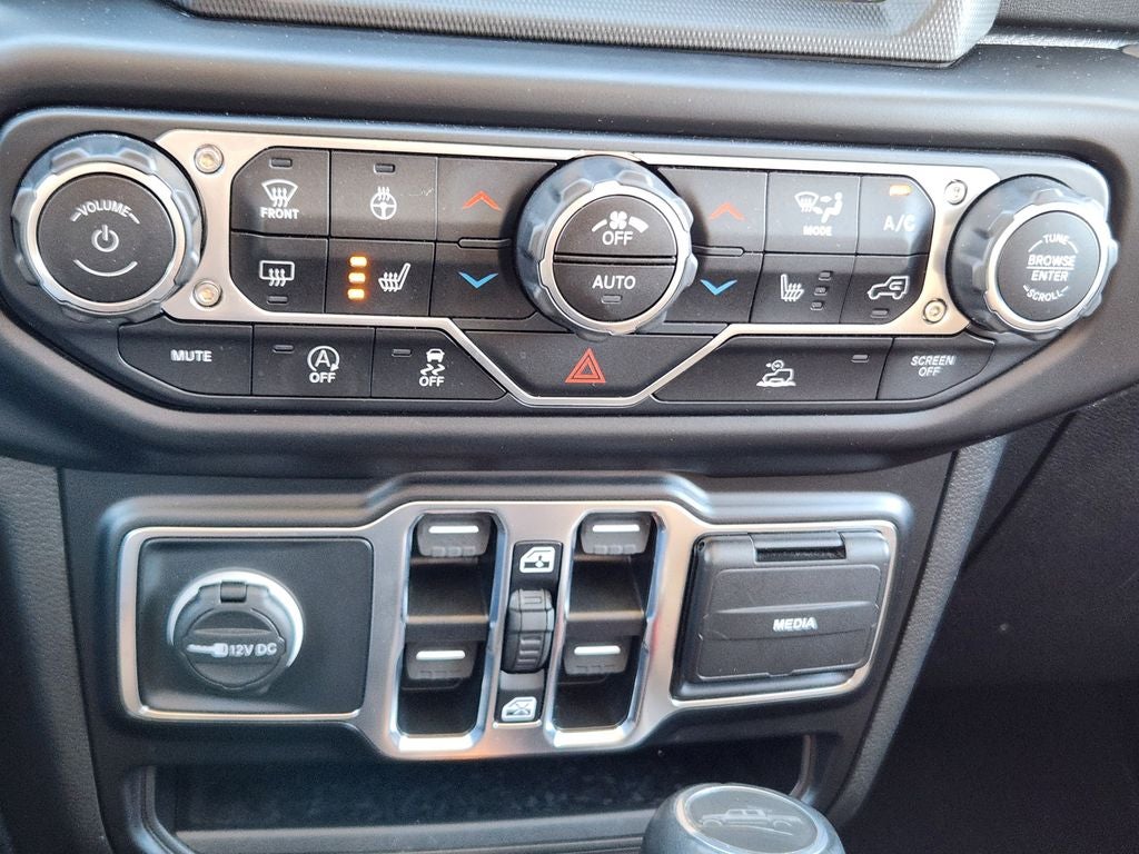 2022 Jeep Gladiator Overland